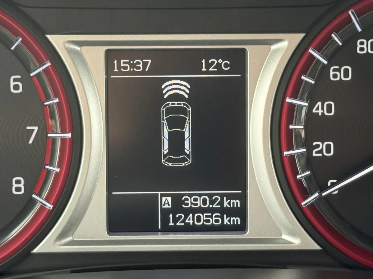 1.4 S Adaptive cruise Climate control Stoelverwarming LED Apple / Android Navigatie Achteruitrijcamera