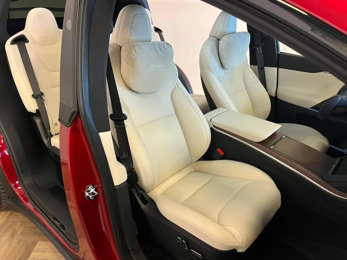 Dual Motor AWD 100 kWh|670PK|INCL BTW|NAP|