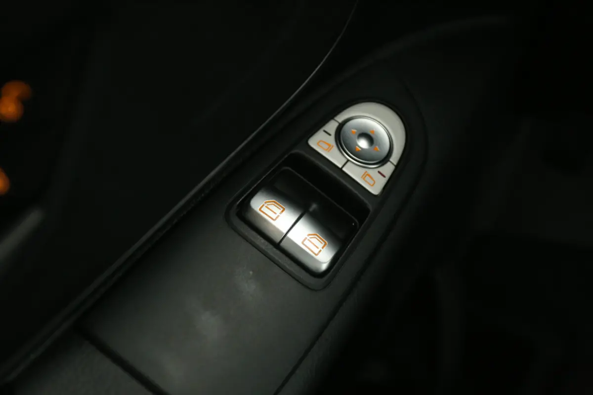 114 CDI Lang | Automaat | Airco | Cruise | 3 Zits | Trekhaak | Camera | Carplay | Navi