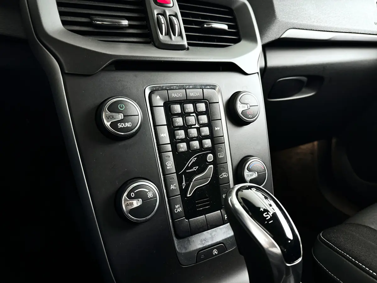 T2 AUT. Polar | Cruise control | Parkeersensoren achter