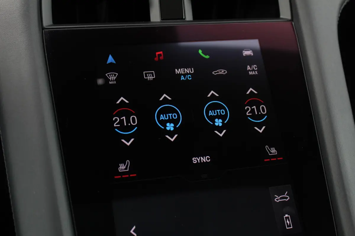 Turbo 93 kWh | Passenger Displ. | Sportchrono | Pano
