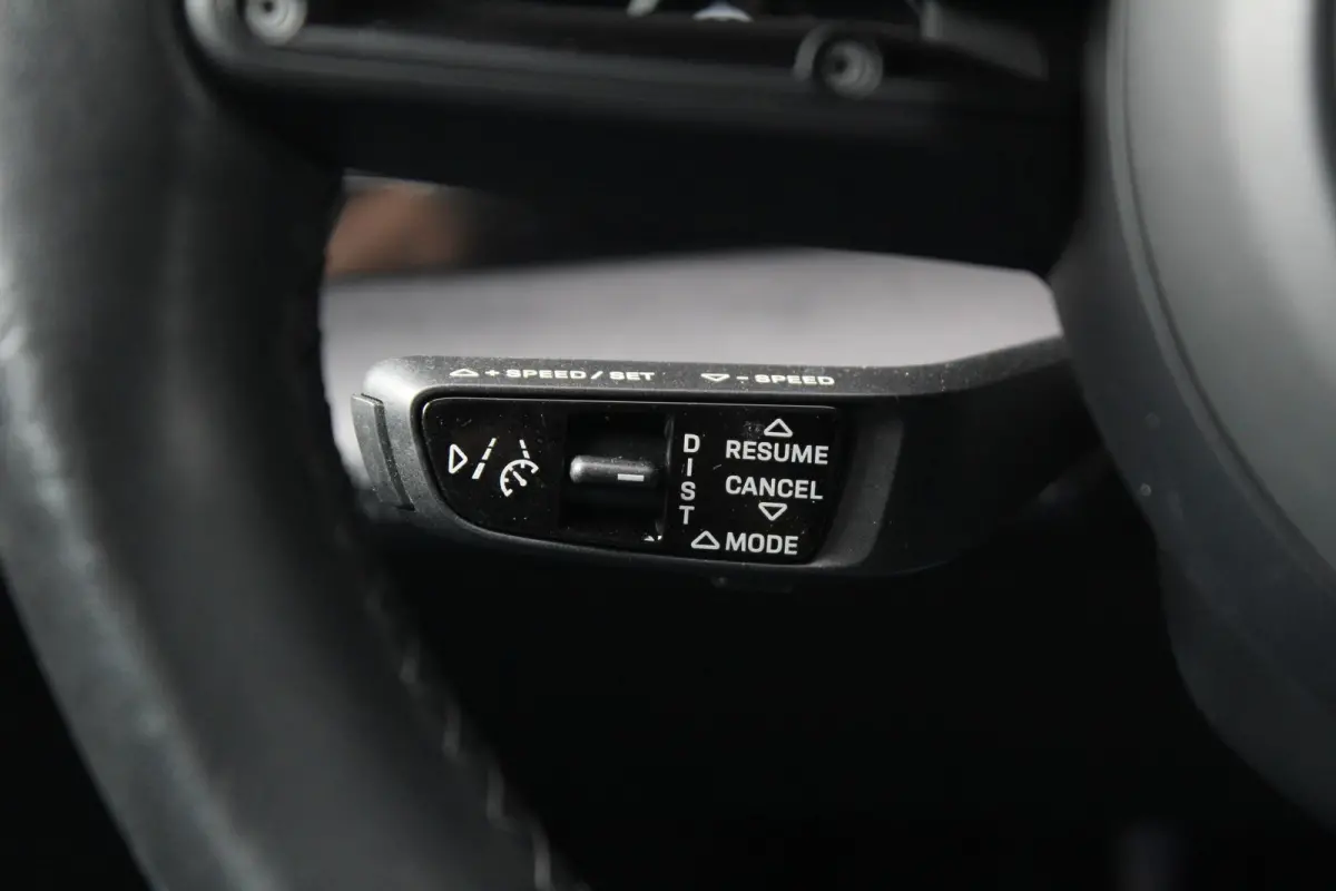 Turbo 93 kWh | Passenger Displ. | Sportchrono | Pano