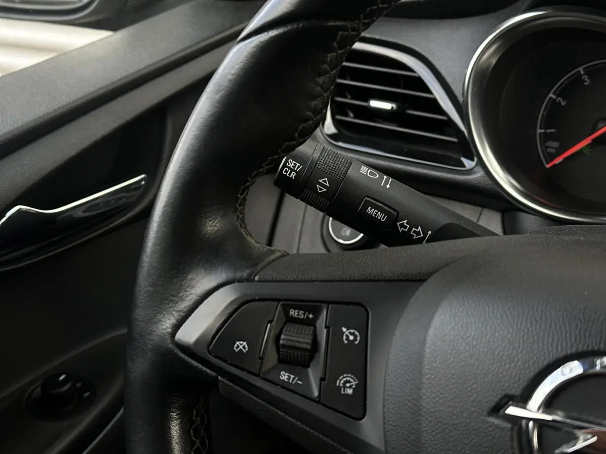 1.0 Innovation, Leder, Cruise, Rijlaan, Dealer/spe