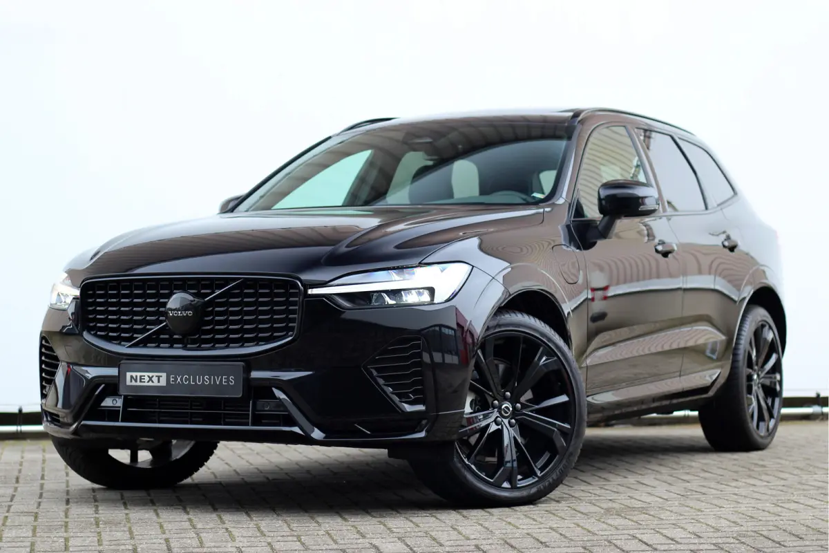 2.0 T6 Plug-in hybrid AWD Plus Black Edition R-Design | Nieuw | Pano | Head-up | ACC |