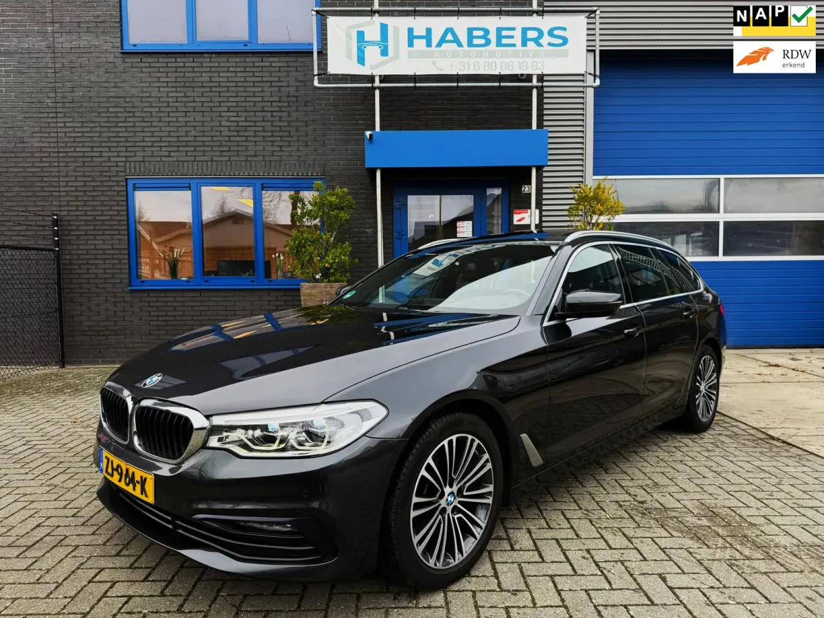 520i High Executive Edition 184PK|Virtual|PANO|Sportstoel|PDC|Prof Navi|Leder|Camera|Full Led|StoelVW|Memmory