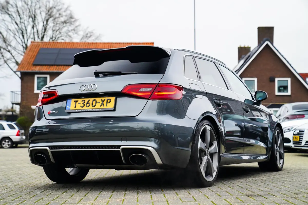 2.5 TFSI RS 3 quattro Pro Line Plus | FABRIEKSNIEUW DOOR STIPT | Panorama | Carbon Pakket | NIEUW | NAP
