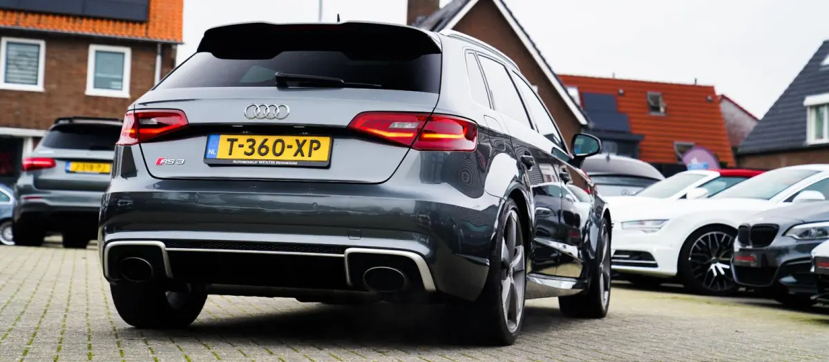 2.5 TFSI RS 3 quattro Pro Line Plus | FABRIEKSNIEUW DOOR STIPT | Panorama | Carbon Pakket | NIEUW | NAP