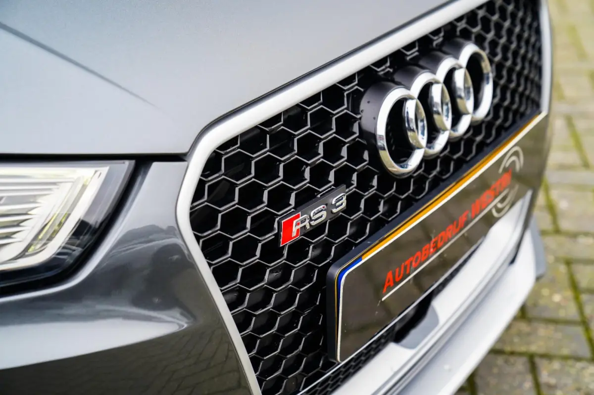 2.5 TFSI RS 3 quattro Pro Line Plus | FABRIEKSNIEUW DOOR STIPT | Panorama | Carbon Pakket | NIEUW | NAP
