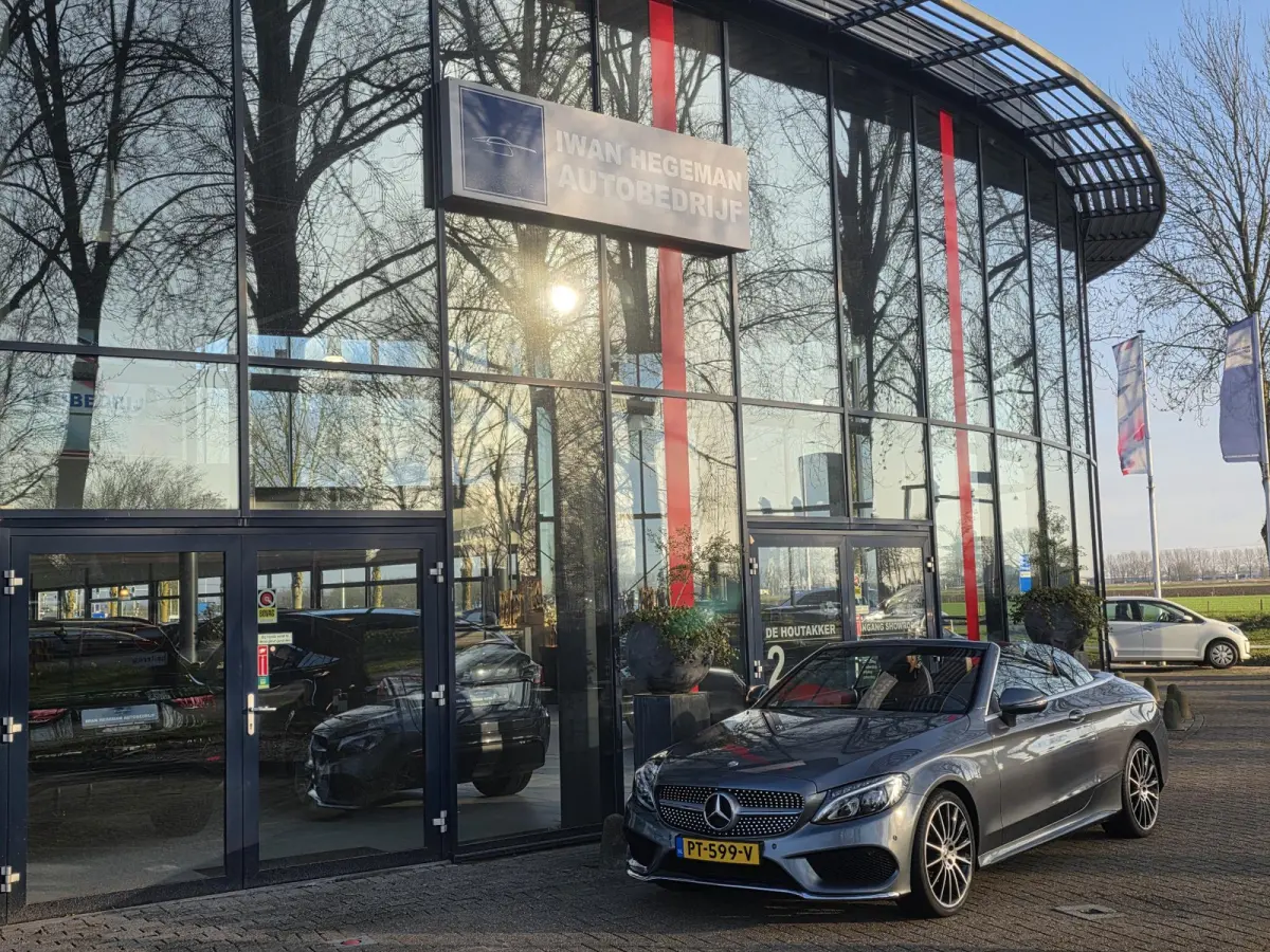 180 Prestige AMG-Styling AUTOMAAT | Leer | Navigatie | 19 inch | Cruise Control | Climate Control