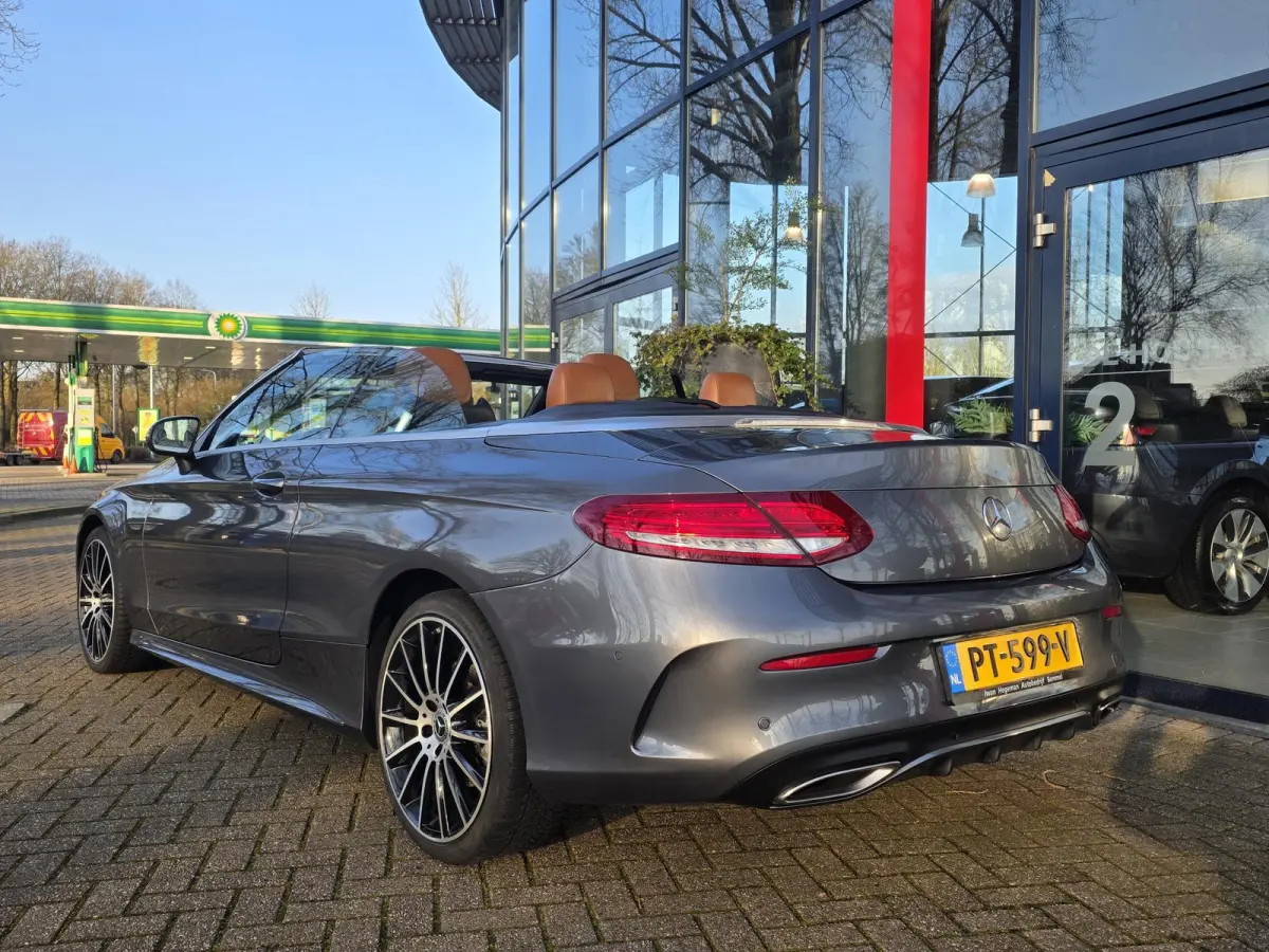 180 Prestige AMG-Styling AUTOMAAT | Leer | Navigatie | 19 inch | Cruise Control | Climate Control