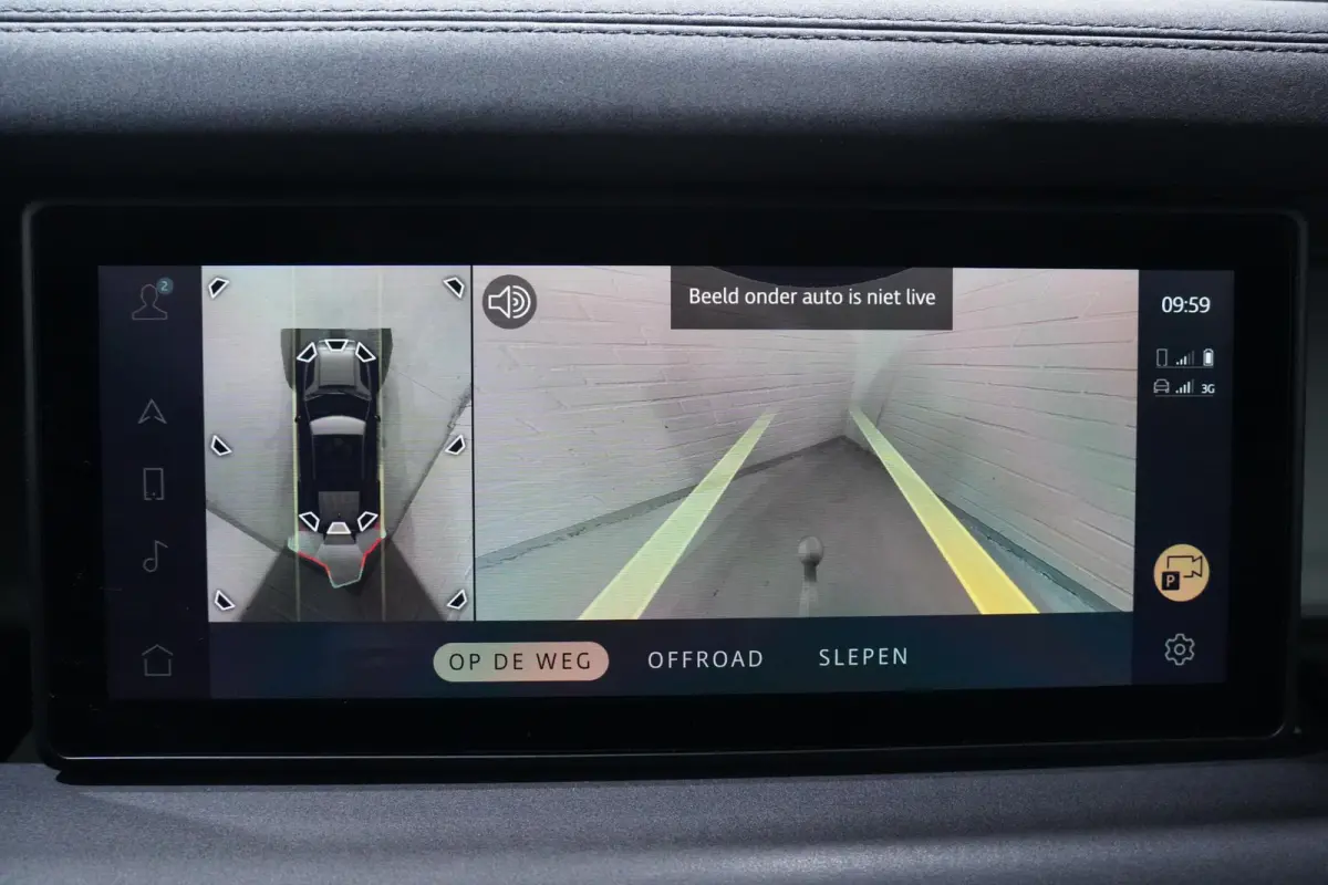 3.0 D250 Grijs Kenteken 3-Zits Lang, Front Runner Dakdrager, 360 Camera, Navi, Trekhaak 3.500 kg