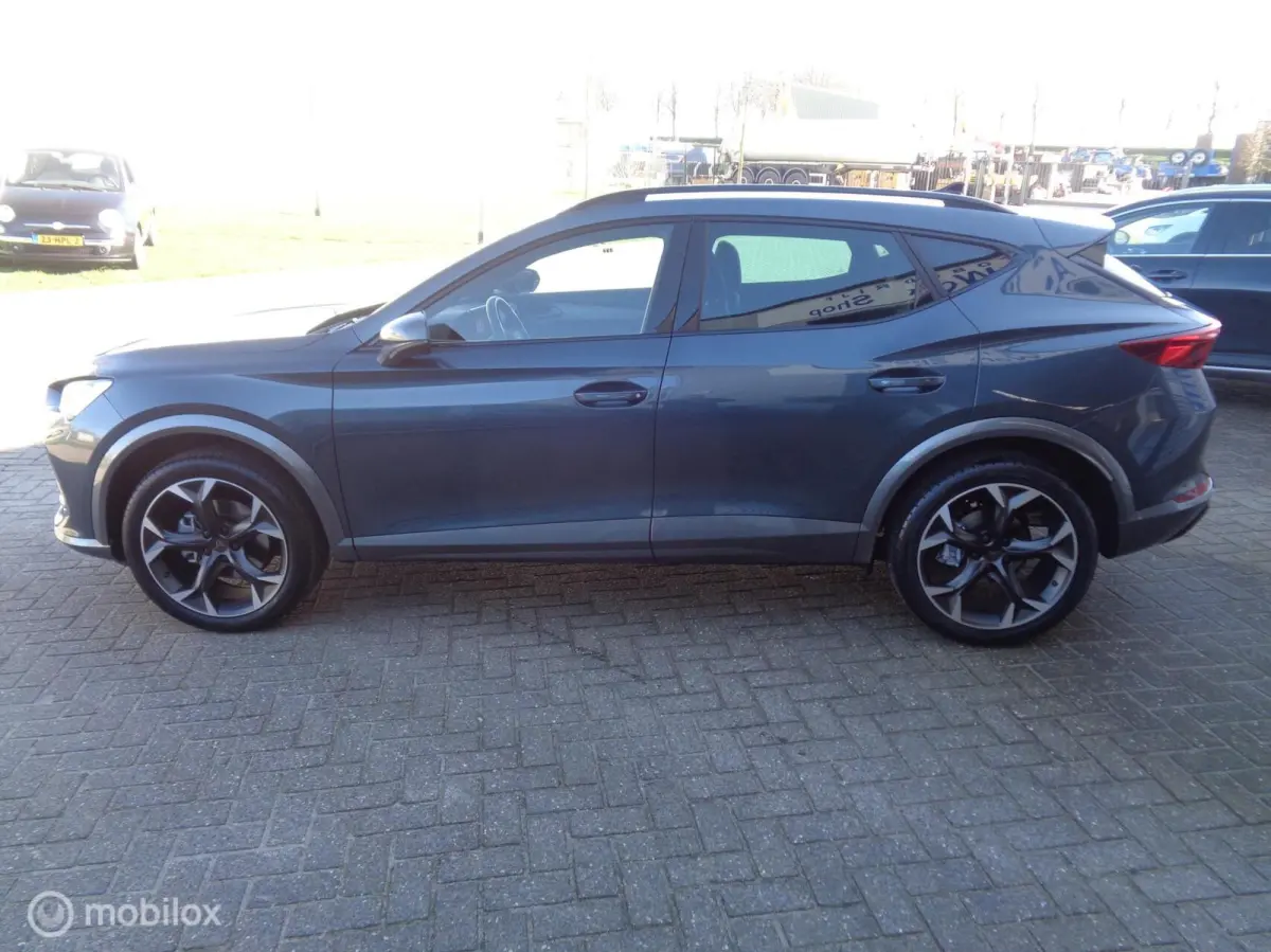 1.5 TSI Business Edition Plus/AUTOMAAT DSG/Airco/Full LED/Carplay/19''LM/Camera/PDC/Stoelverw/Stuurverw/Slechts 29000km NIEUWSTAAT
