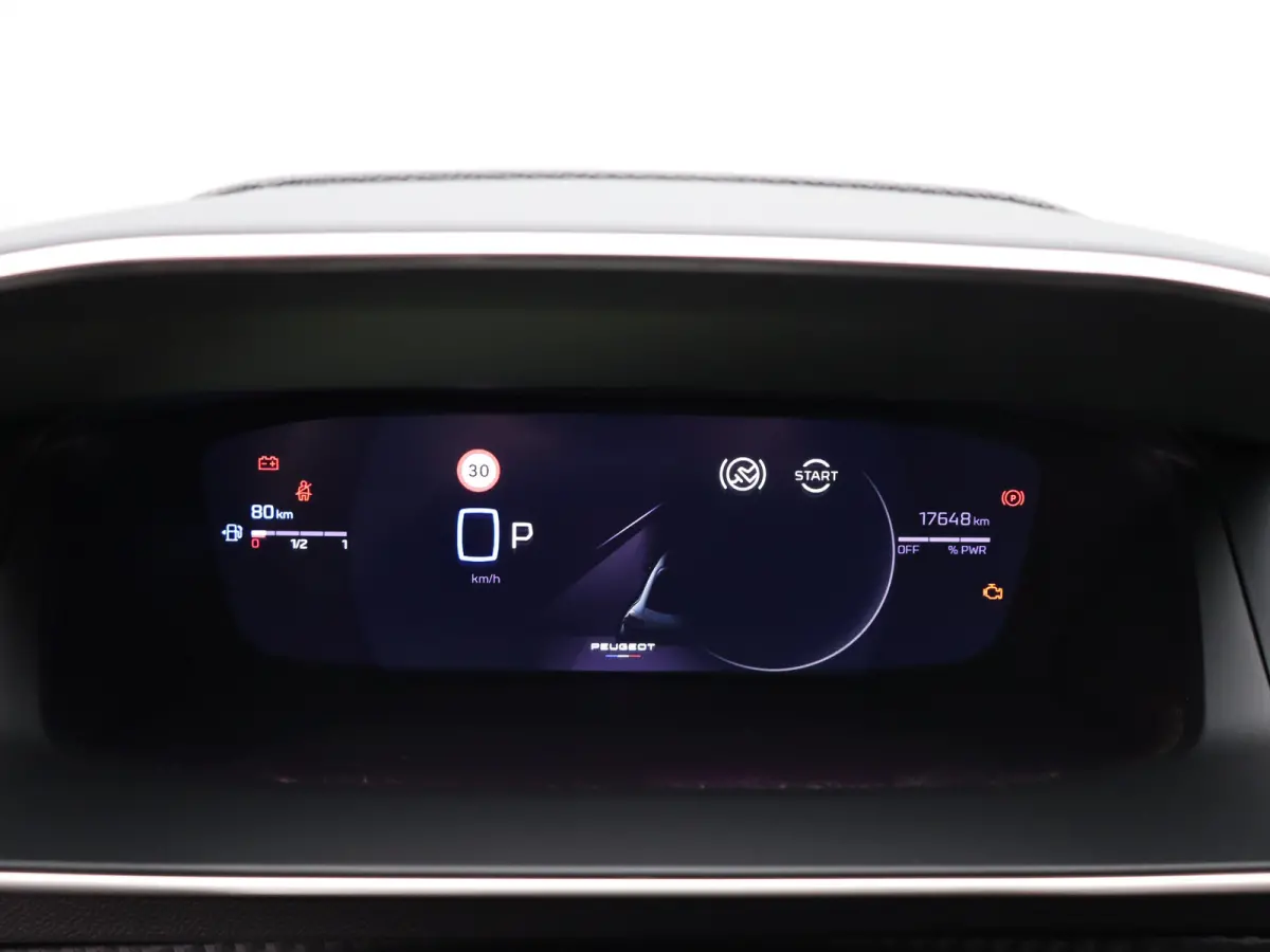Hybrid 100 e-DCS6 GT | Achterbank in delen neerklapbaar | Achterruitverwarming | Achteruitrijcamera