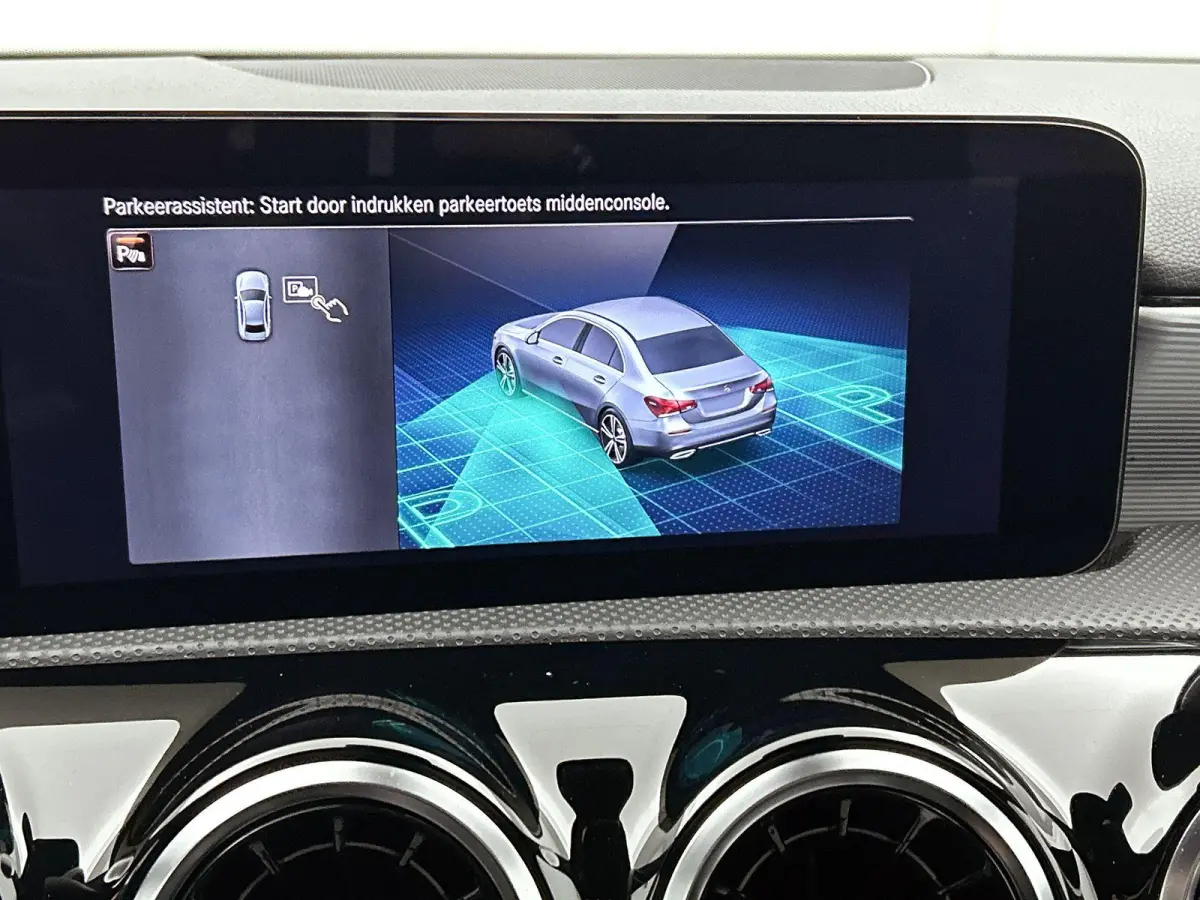 250 e AMG Line | AUTOMAAT | NAVIGATIE | STOELVERWARMING | CLIMATE CONTROL | CRUISE CONTROL | PARKEERSENSOREN |