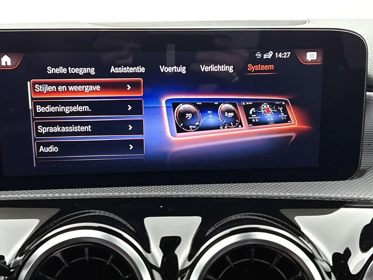 250 e AMG Line | AUTOMAAT | NAVIGATIE | STOELVERWARMING | CLIMATE CONTROL | CRUISE CONTROL | PARKEERSENSOREN |