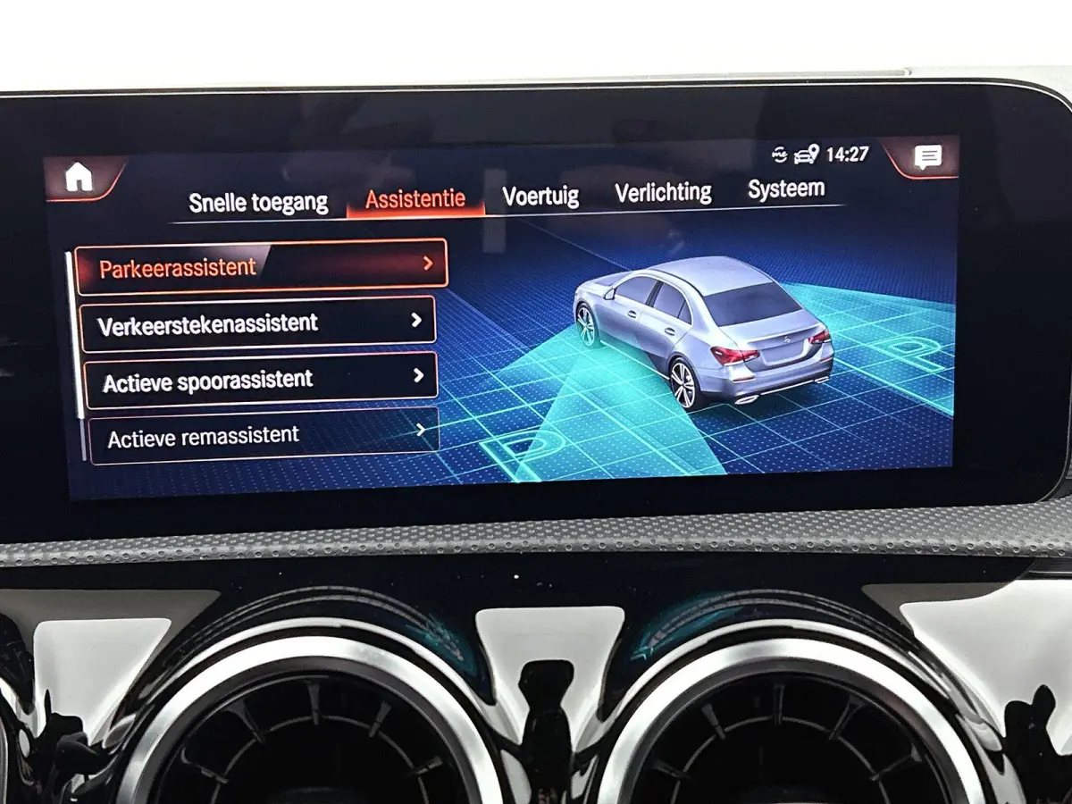 250 e AMG Line | AUTOMAAT | NAVIGATIE | STOELVERWARMING | CLIMATE CONTROL | CRUISE CONTROL | PARKEERSENSOREN |