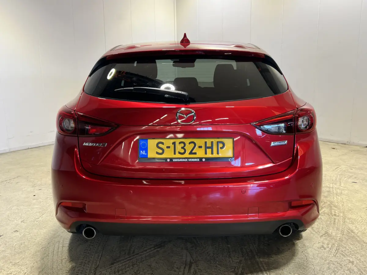 2.0 SkyActiv-G 120 SkyLease+ | LM Velgen 16" | Voorstoelen Verwarmd | Stuur Verwarmd | Cruise Control | Airco |