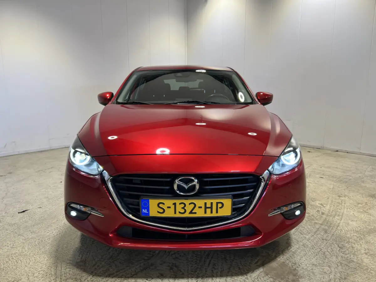 2.0 SkyActiv-G 120 SkyLease+ | LM Velgen 16" | Voorstoelen Verwarmd | Stuur Verwarmd | Cruise Control | Airco |