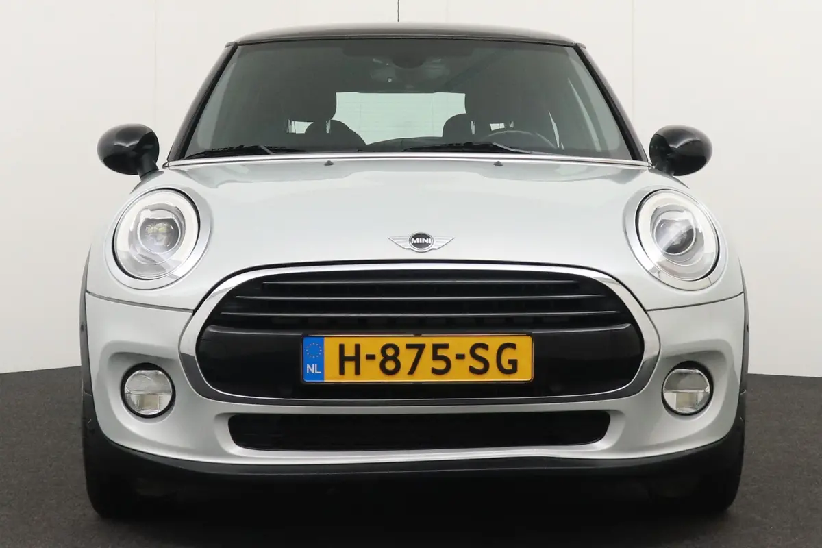 1.5 136 PK Aut. Cooper Navi Cruise Stoelverw.