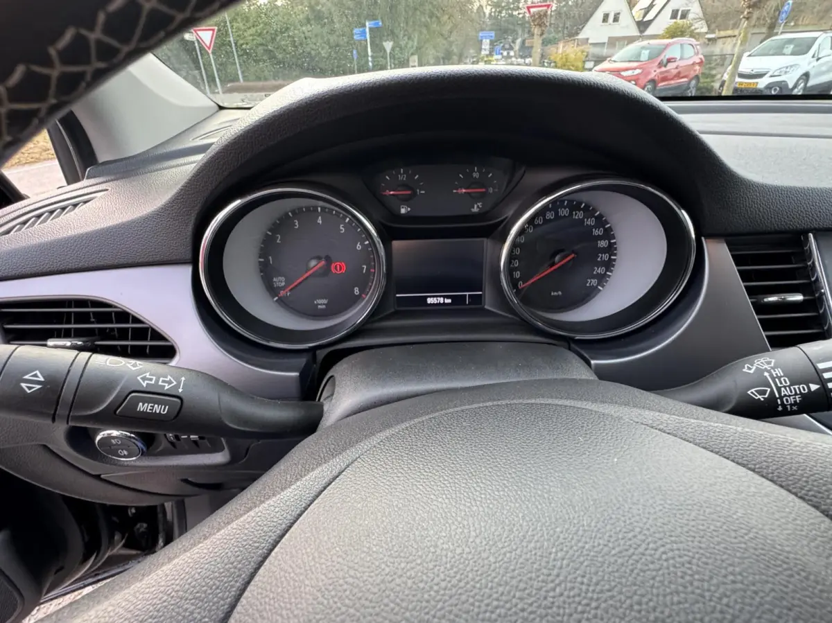1.2 Edition cruise camera apple car play onderhoudsb