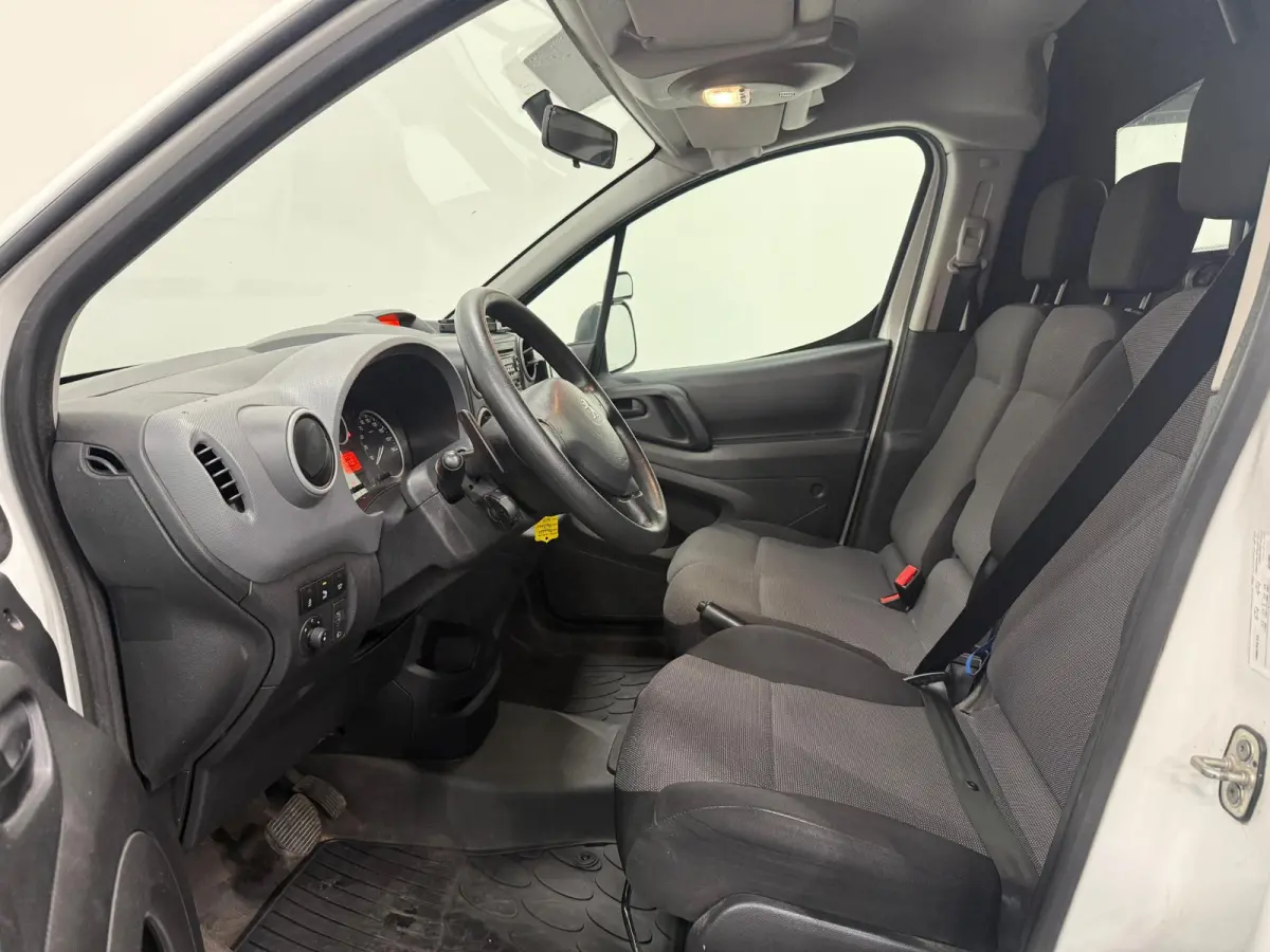 1.6 BlueHDi 100 PK L1 Premium Airco Cruise Control Parkeersensoren Elektrische Ramen