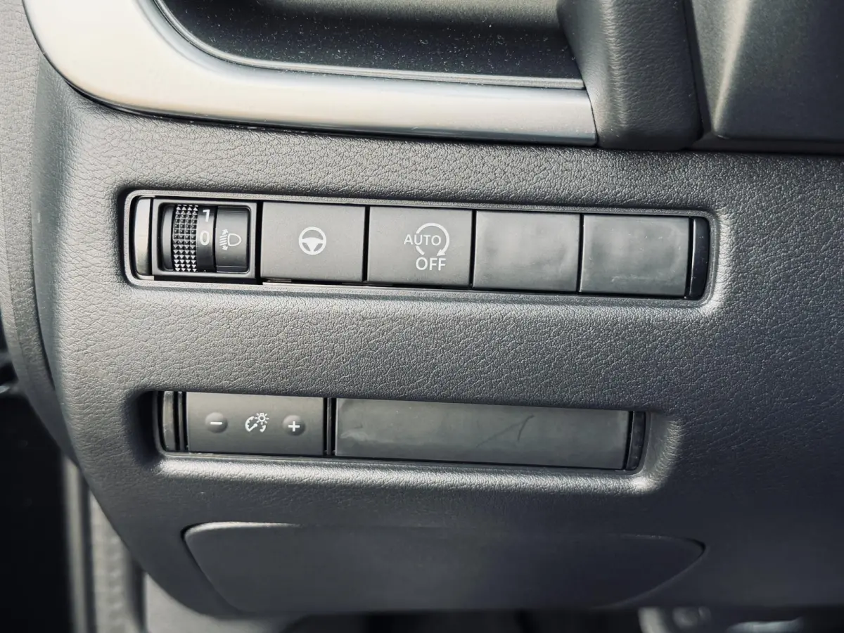 1.3 MHEV Xtronic Business Executive