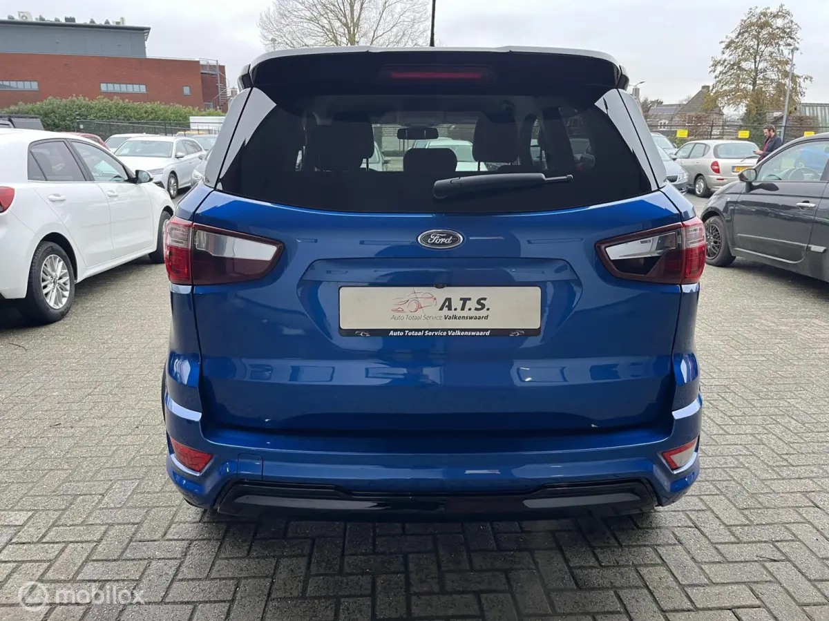 1.0 EcoBoost ST-LINE NAVI*CAMERA*CRUISE*PDC*