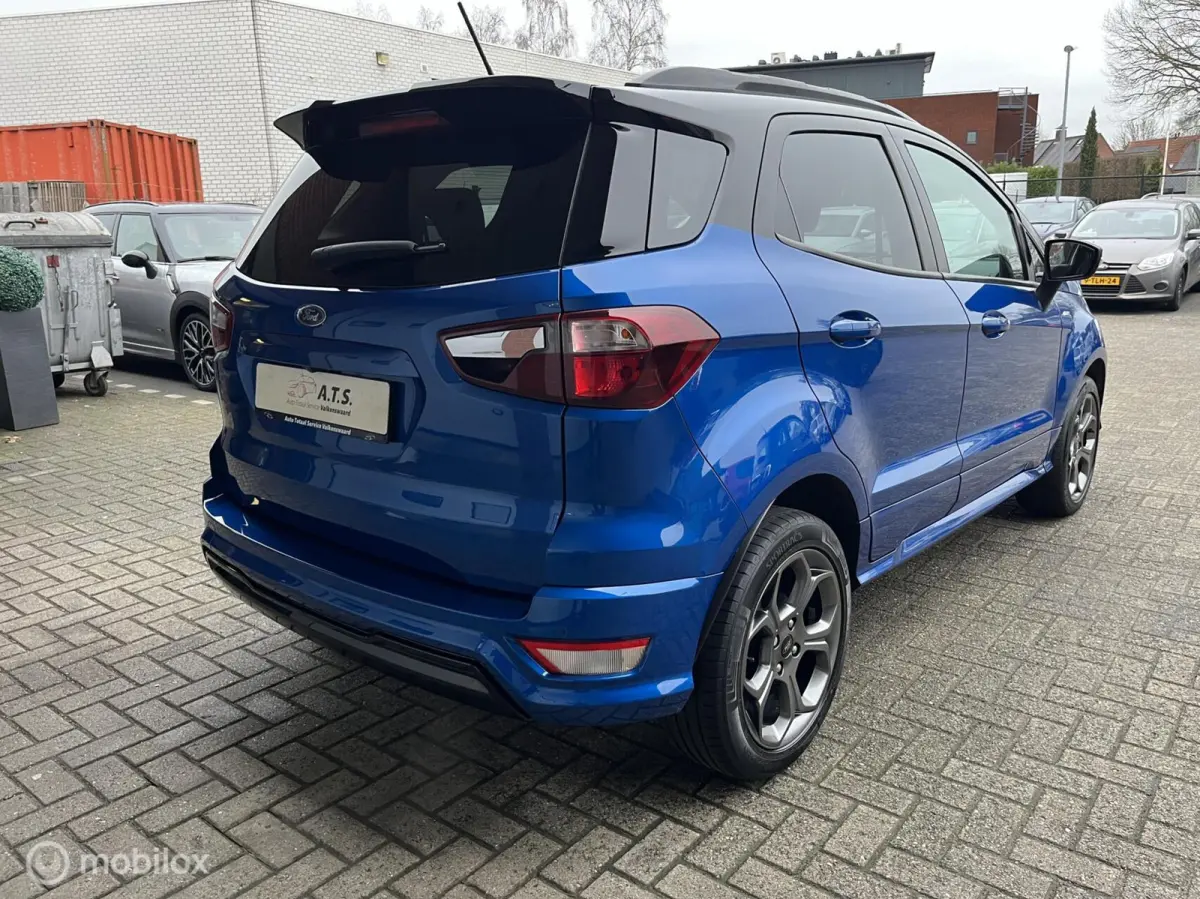 1.0 EcoBoost ST-LINE NAVI*CAMERA*CRUISE*PDC*