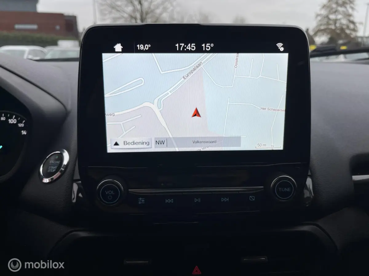 1.0 EcoBoost ST-LINE NAVI*CAMERA*CRUISE*PDC*