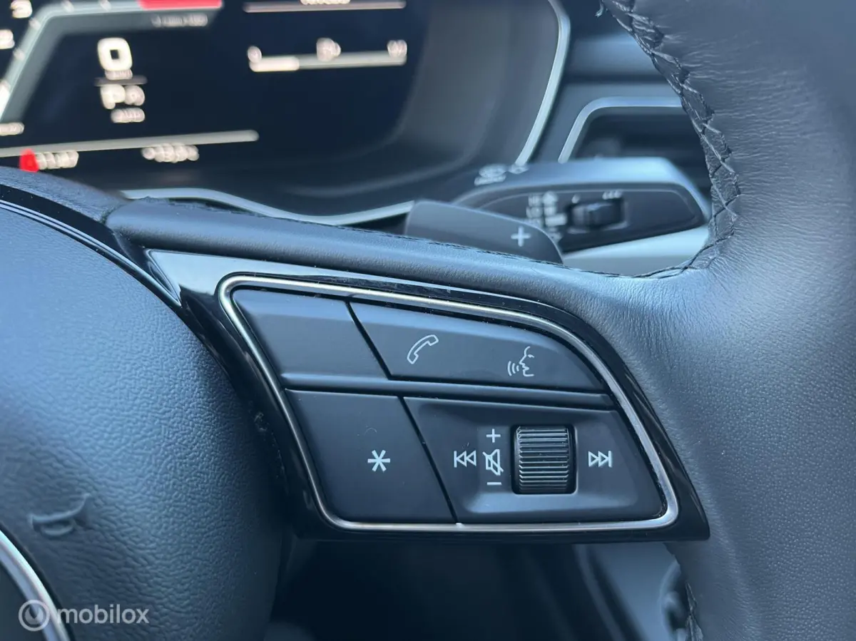 35 TFSI S-LINE LED*CAMERA*CRUISE CARPLAY*