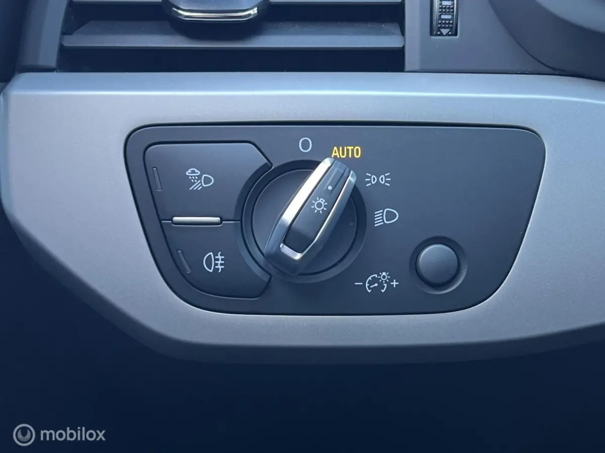 35 TFSI S-LINE LED*CAMERA*CRUISE CARPLAY*