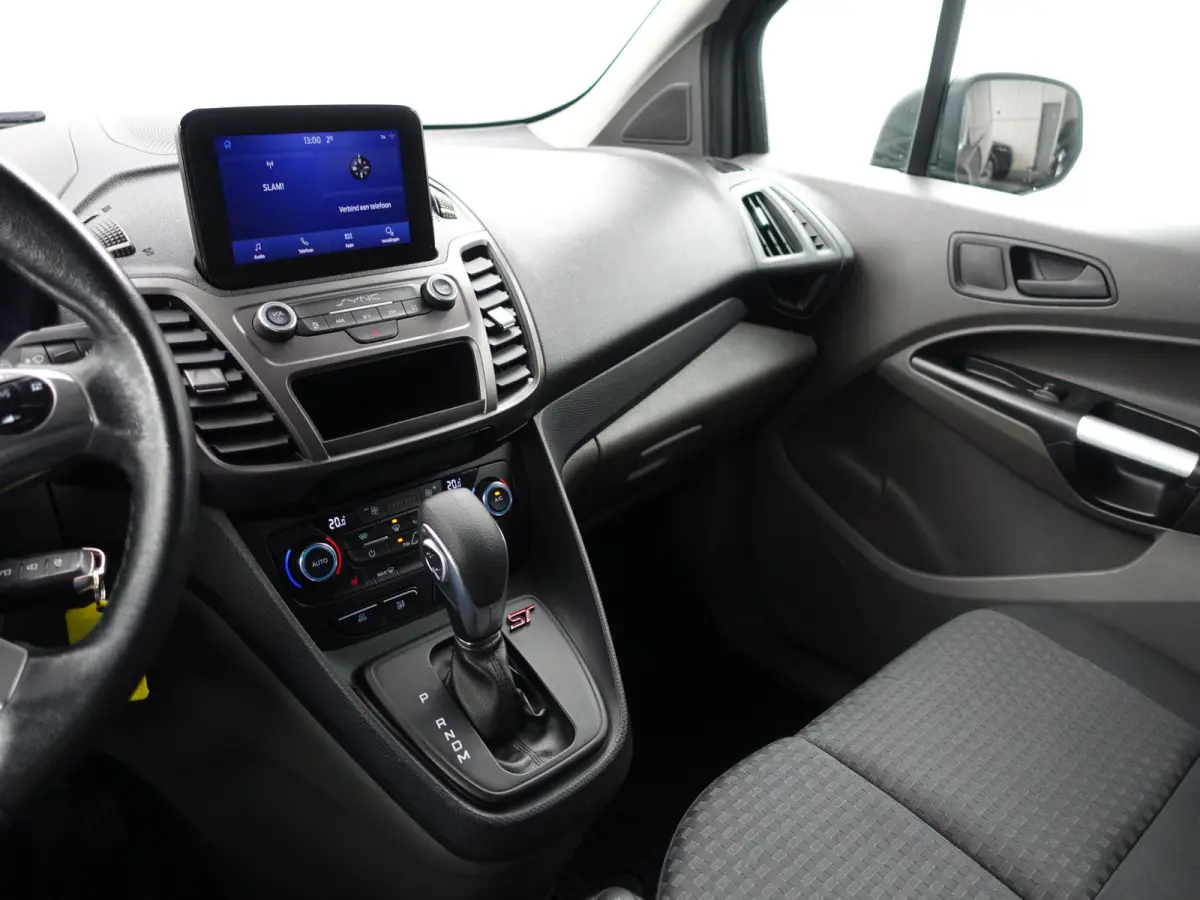1.5 EcoBlue L2 ST Line Aut- 2x Schuifdeur, 3 Pers, Camera, Carplay, Stoelverwarming, Sidebars