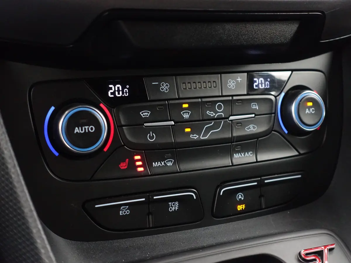 1.5 EcoBlue L2 ST Line Aut- 2x Schuifdeur, 3 Pers, Camera, Carplay, Stoelverwarming, Sidebars