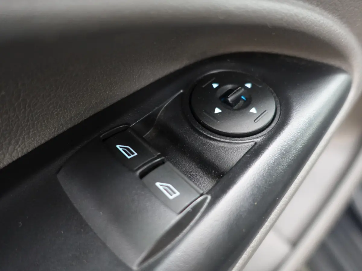 1.5 EcoBlue L2 ST Line Aut- 2x Schuifdeur, 3 Pers, Camera, Carplay, Stoelverwarming, Sidebars