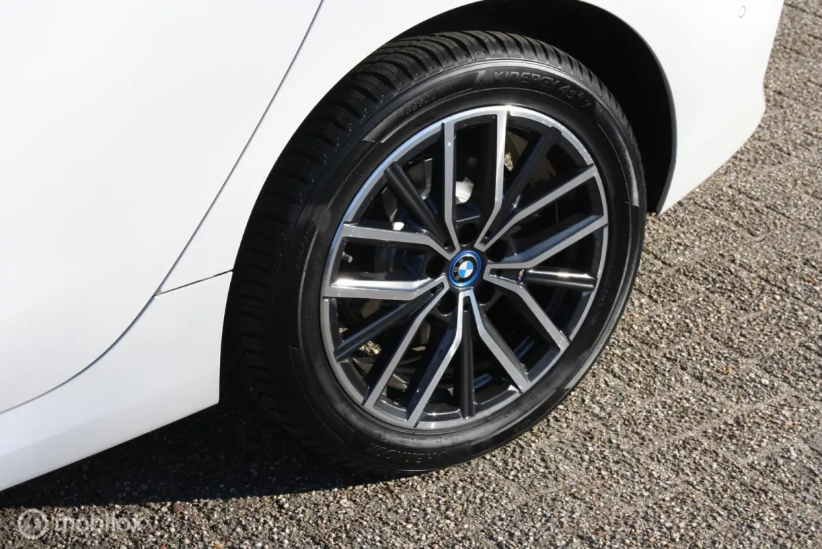 X-drive, M sportpakket, M onderstel, sportstoel elek 225e xDrive