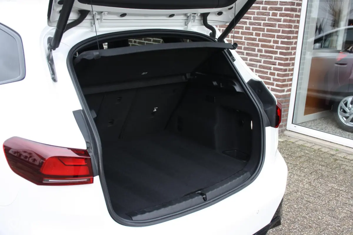 X-drive, M sportpakket, M onderstel, sportstoel elek 225e xDrive