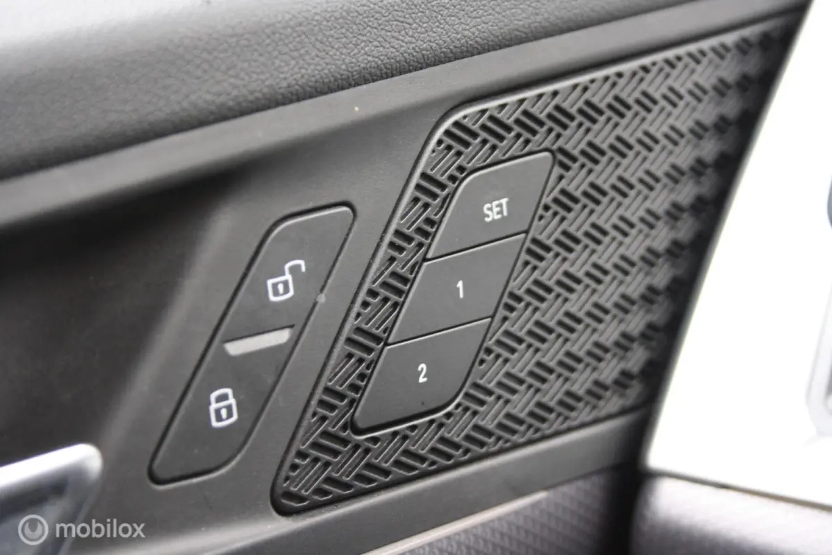 X-drive, M sportpakket, M onderstel, sportstoel elek 225e xDrive