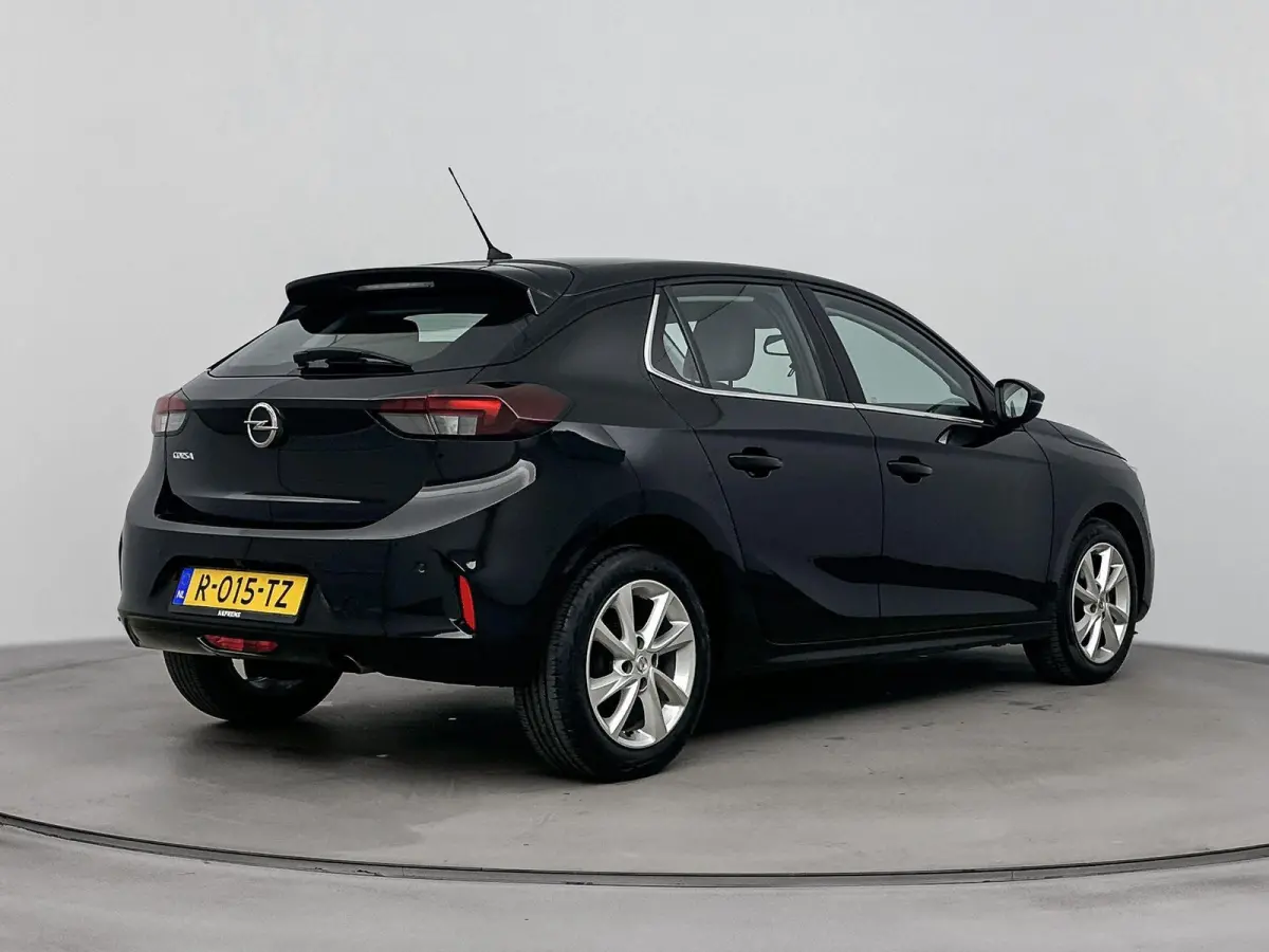 100pk Elegance | 1ste eigenaar | Camera | Dodehoekdetectie | Armsteun | LEER/Stof | AppleCarPlay/Android