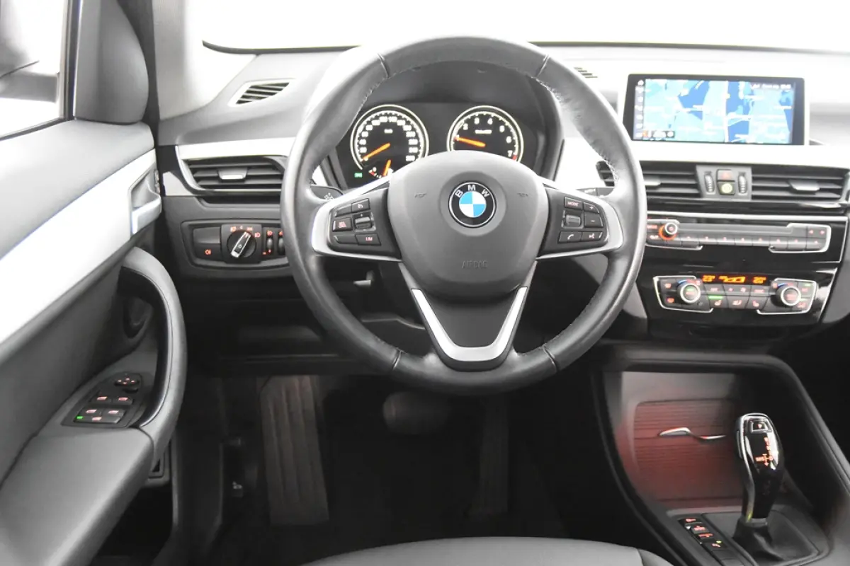 sDrive18i X-Line *1ste Eigenaar*Leer*Navigatie*Stoelverwarming*