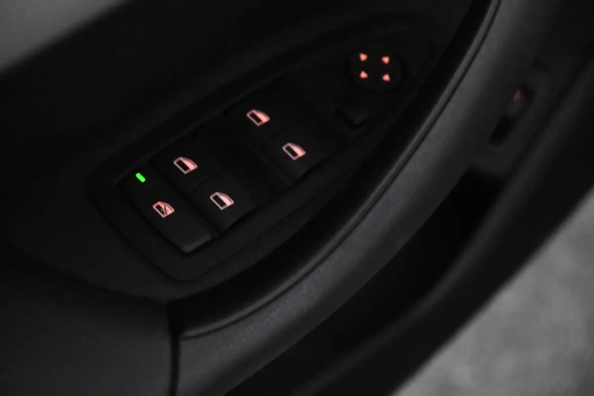 sDrive18i X-Line *1ste Eigenaar*Leer*Navigatie*Stoelverwarming*