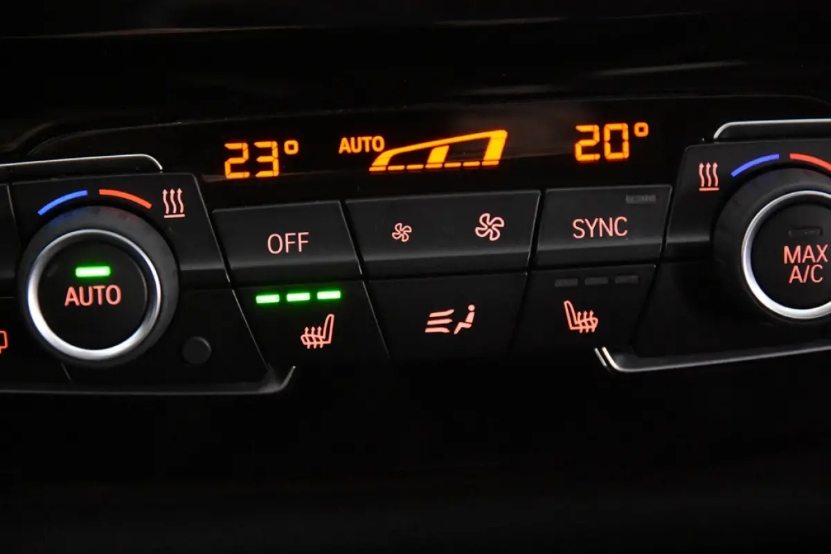 sDrive18i X-Line *1ste Eigenaar*Leer*Navigatie*Stoelverwarming*