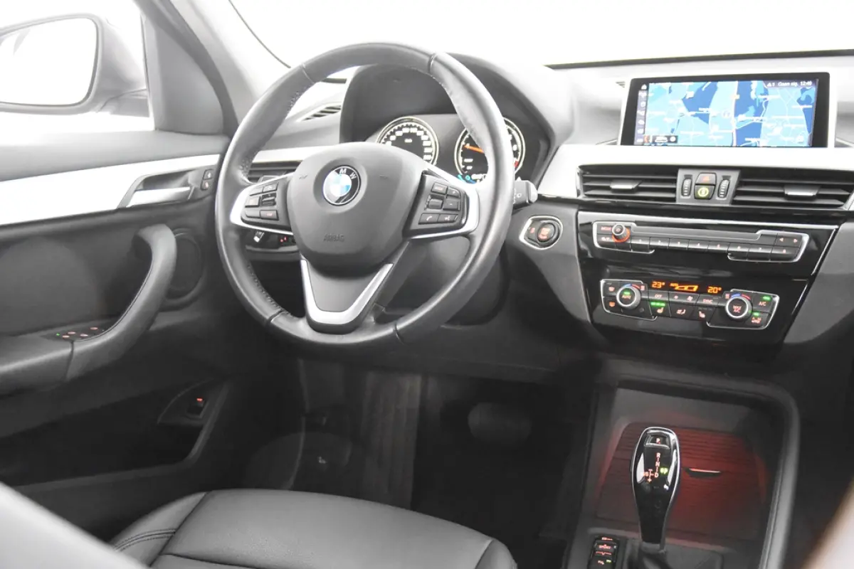sDrive18i X-Line *1ste Eigenaar*Leer*Navigatie*Stoelverwarming*