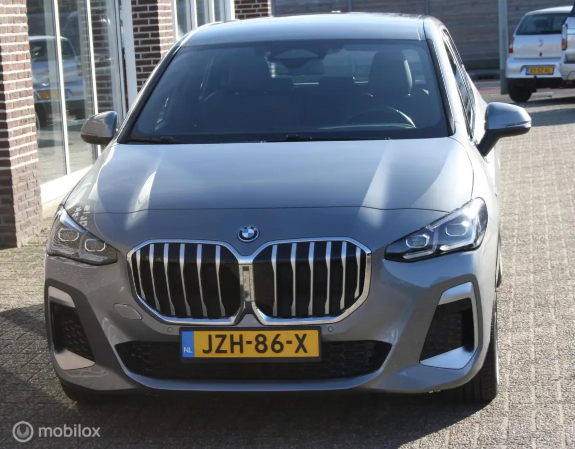 M onderstel, DAB, Wide screen 225e xDrive M sport, M onderstel, DAB, Wide screen