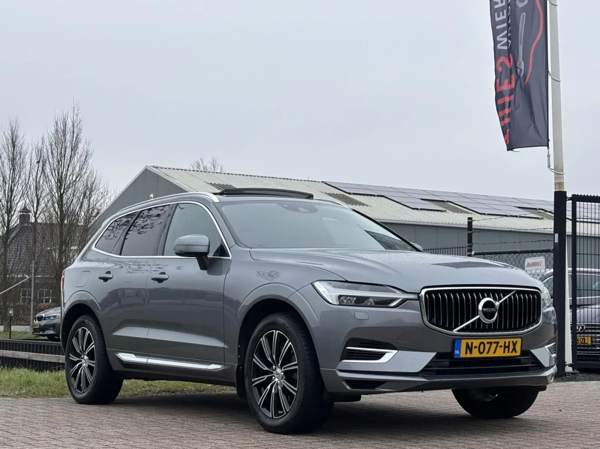 2.0 T8 Twin Engine AWD Inscription pano acc leder