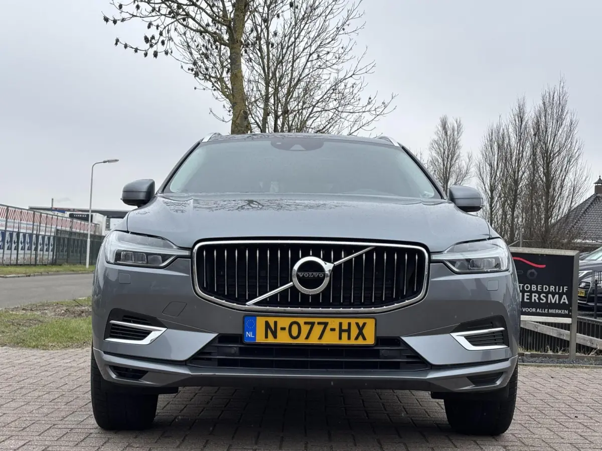 2.0 T8 Twin Engine AWD Inscription pano acc leder