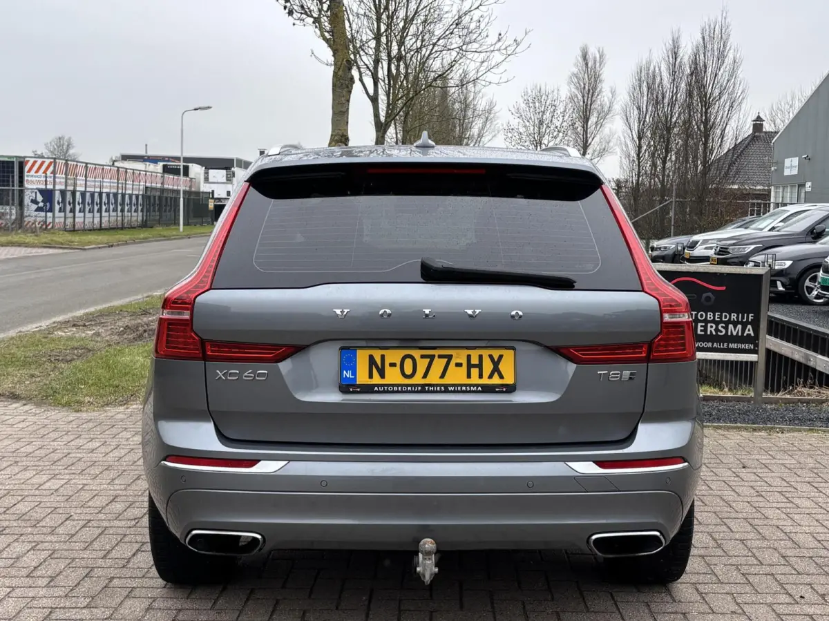 2.0 T8 Twin Engine AWD Inscription pano acc leder
