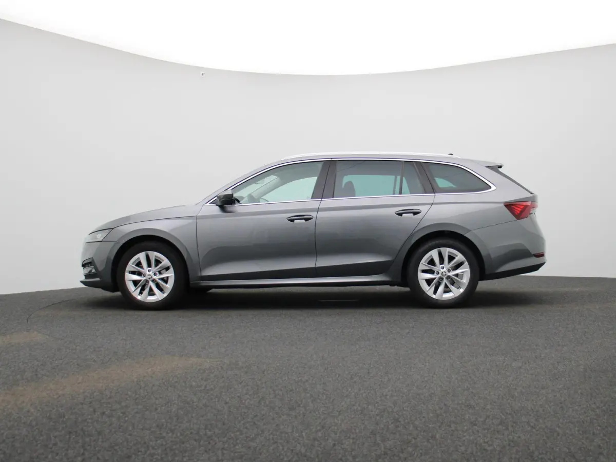 1.0 e-TSI Business Edition Plus | Automaat | Apple Carplay/Android Auto | Parkeersensoren | Cruise Control | Stoelverwarming | Sfeerverlichting |