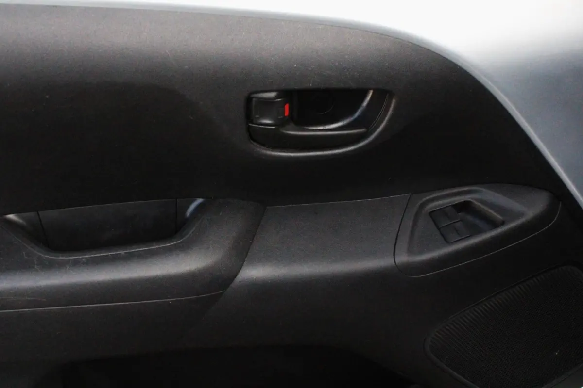 1.0 VTi Shine Airco Bluetooth 5-deurs ORG NL Carplay*
