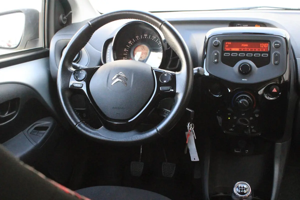 1.0 VTi Shine Airco Bluetooth 5-deurs ORG NL Carplay*