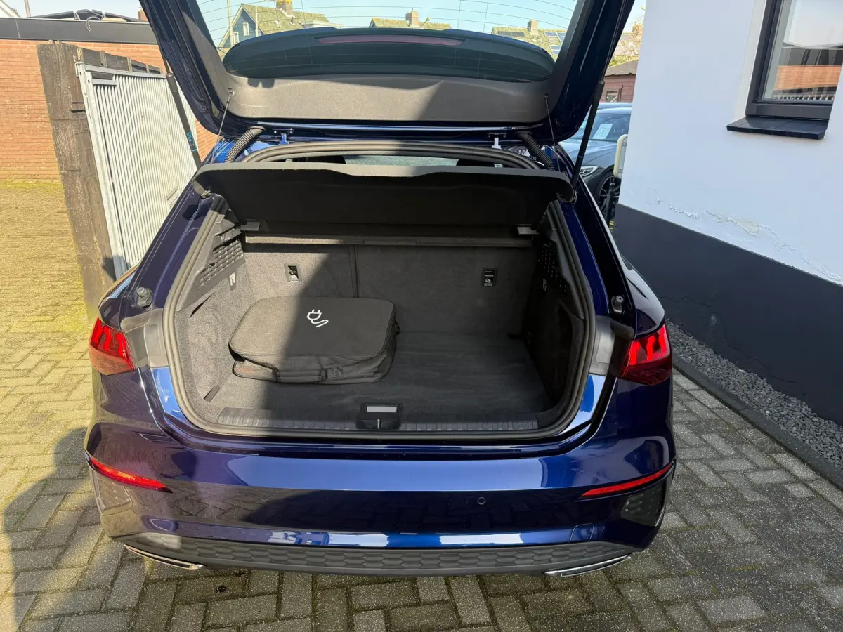 40 TFSI e Advanced edition, S-line, Panoramadak, SOH 91.6% Stoelverwarming, Apple Carplay/Android